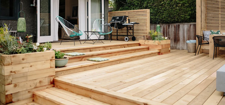 Cedar Decking in Rolling Hills, CA