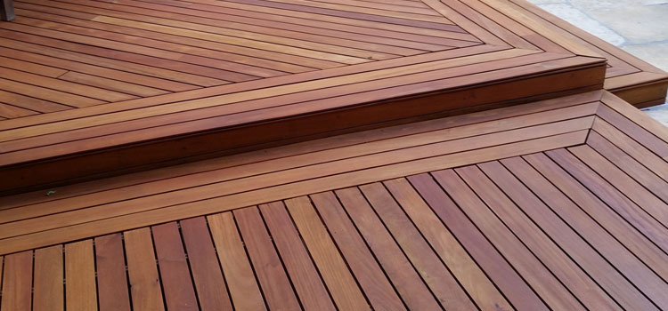 Redwood Decking Material in Rolling Hills, CA