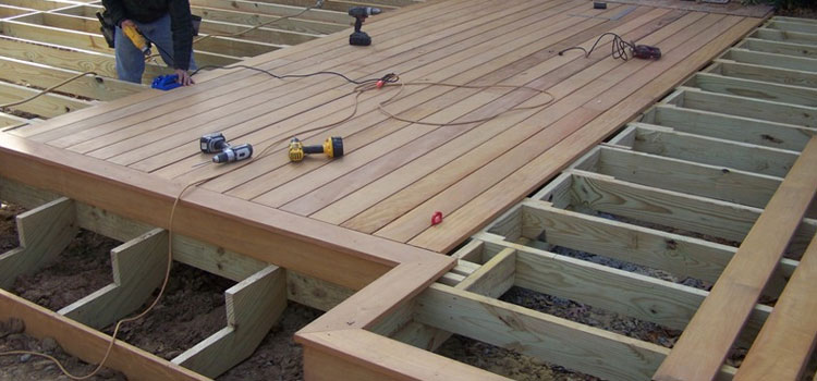 Wood Deck Builders in Rolling Hills, CA